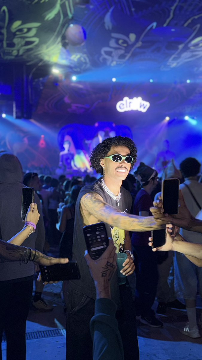 frito perdido no front 🧢 tweet media