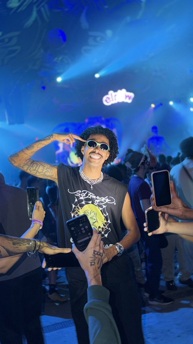 frito perdido no front 🧢 tweet media