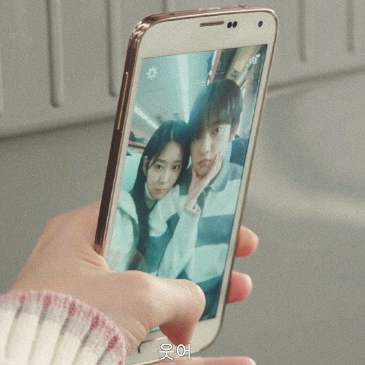o3o_rookie's tweet photo. 샤이닝 태서은아 기차에서 찍은 셀카 풀어줬음 좋겠네 https://t.co/3pCZqerr4v