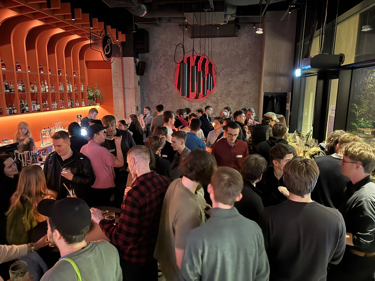 Aleksandra Pedraszewska tweet media