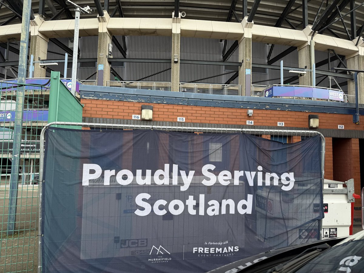 Richy_Hose's tweet photo. We have a little side gig.

Whenever Scotland are playing Rugby at their home in Murrayfield, we wash the plastic cups for one of the hospitality event stands in the West of the stadium.

Pick up after match day —>Wash—>Dry—>Return in time for next match day.

We’ve been doing this a few years now and it really helps with their renewables.

@MurrayfieldStad @RugbyScotland