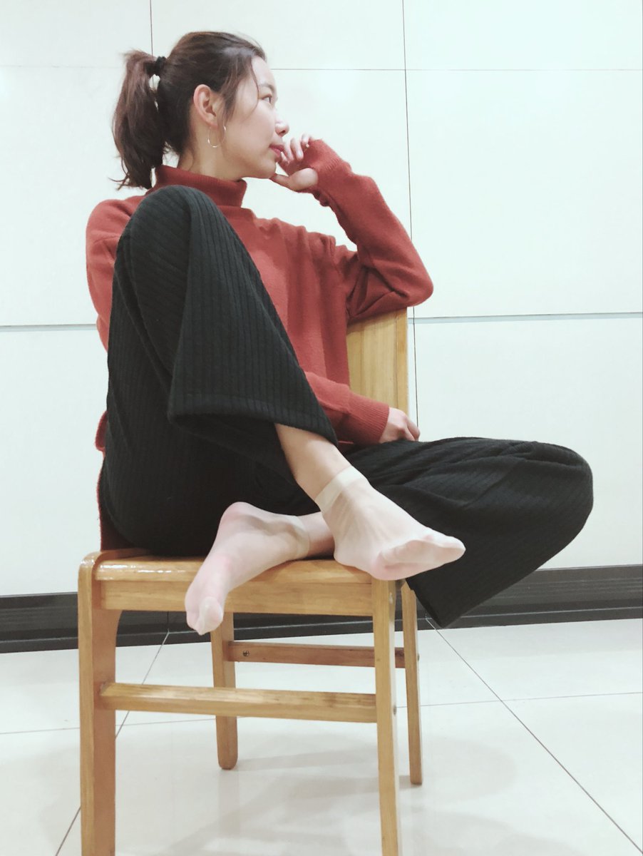 jkl4io's tweet photo. #短丝 #短丝袜 #丝足 第227套 好看 https://t.co/sjLl6heHJU