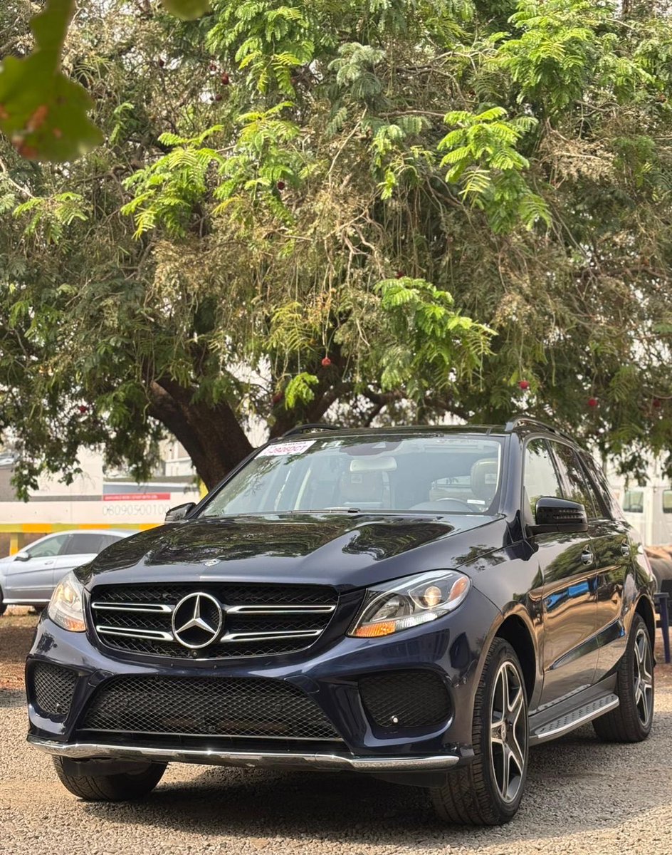 carsultanltd's tweet photo. MINT FOREIGN USED 2019 MERCEDES BENZ GLE350 FULLEST OPTION; KEYLESS, PANORAMIC ROOF, 360 DEGREE CAMERA, PARK ASSIST, APPLE CARPLAY & ANDROID AUTO, POWER BOOT, GENUINE DUTY📜…N38m
#gle350 #carsultan https://t.co/N2loSANcx6