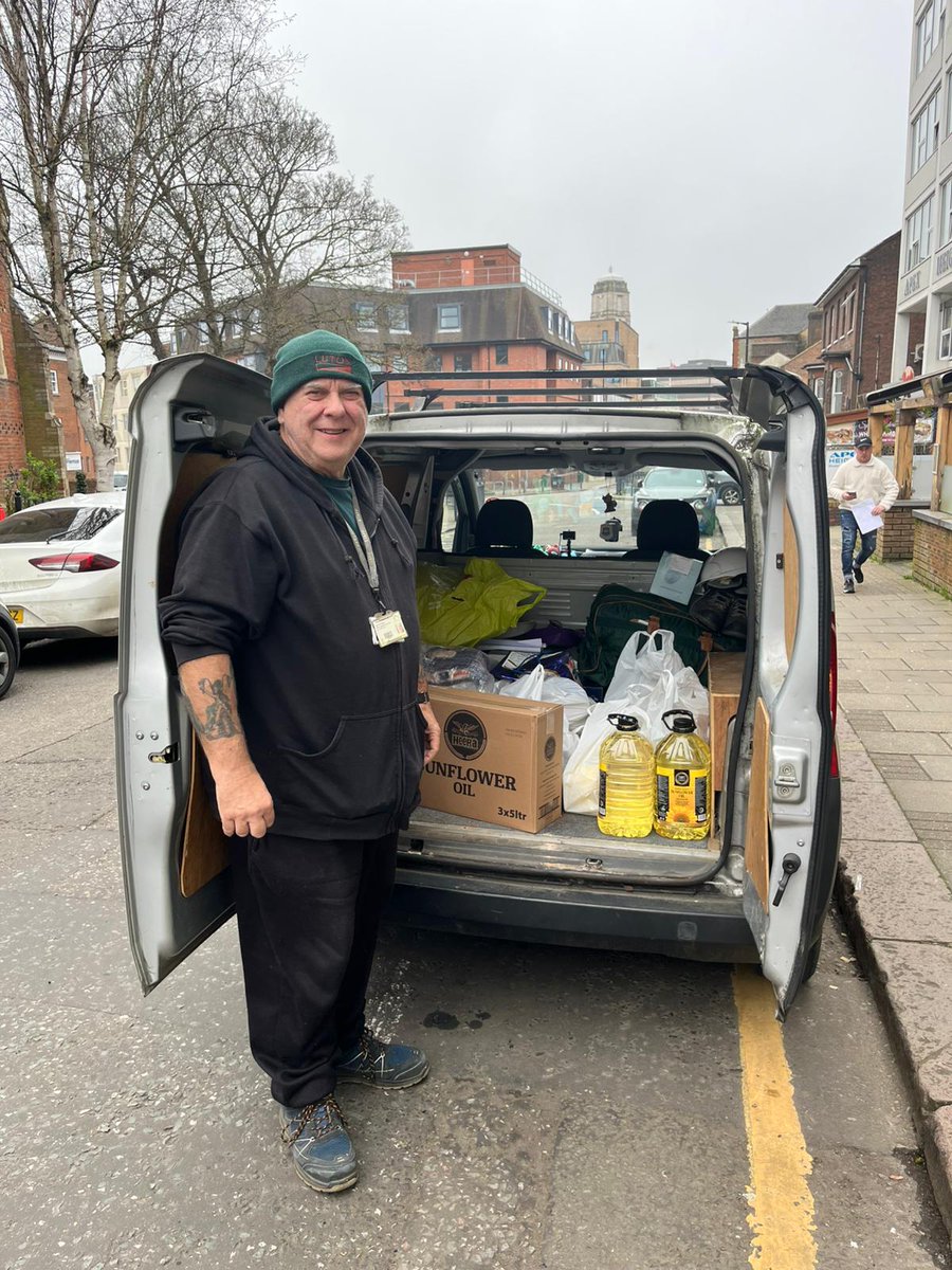 Luton Foodbank tweet media