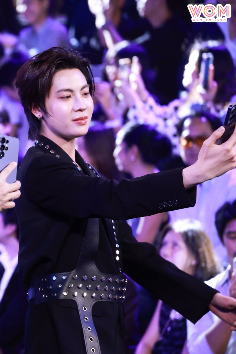 ‘ เติ้ล - เฟิร์สวัน ’ ร่วมงาน BEYOND THE GALAXY✨ 

S26 ULTRA X TLEFIRSTONE 

#TLE_mtm  #Firstone
#TleFirstone #เติ้ลเฟิร์สวัน
#GalaxyxTleFirstone 
#TeamGalaxy #GalaxyAI 
#GalaxyS26Ultra #BeyondtheGalaxy