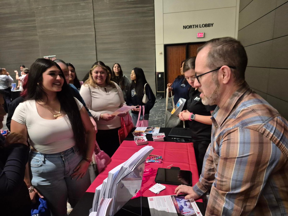 Alvin College tweet media