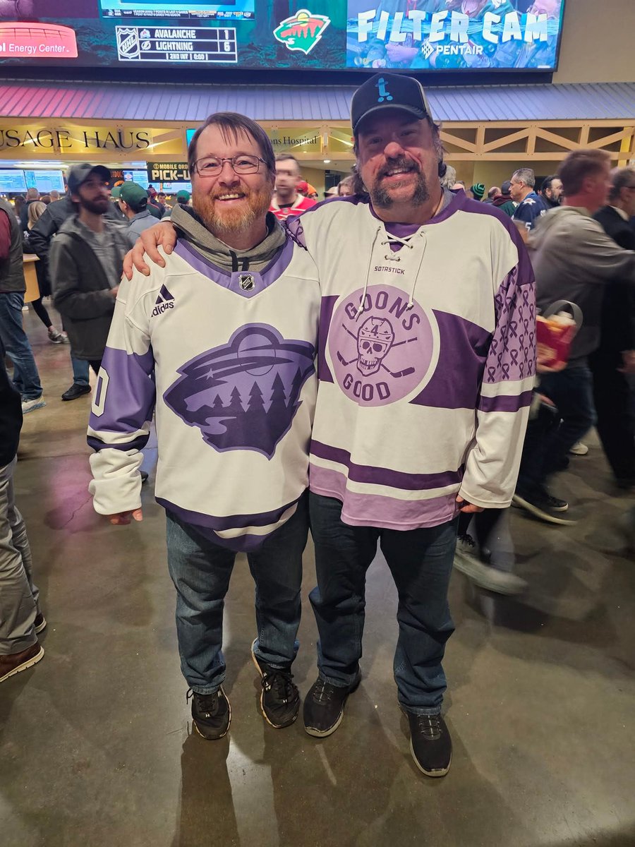 Check Your 🥜 tweet media