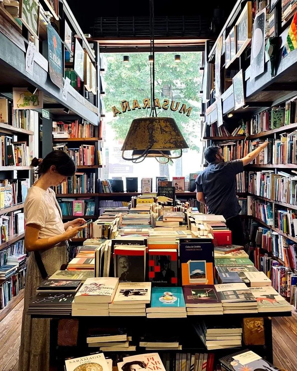 Le libraire tweet media