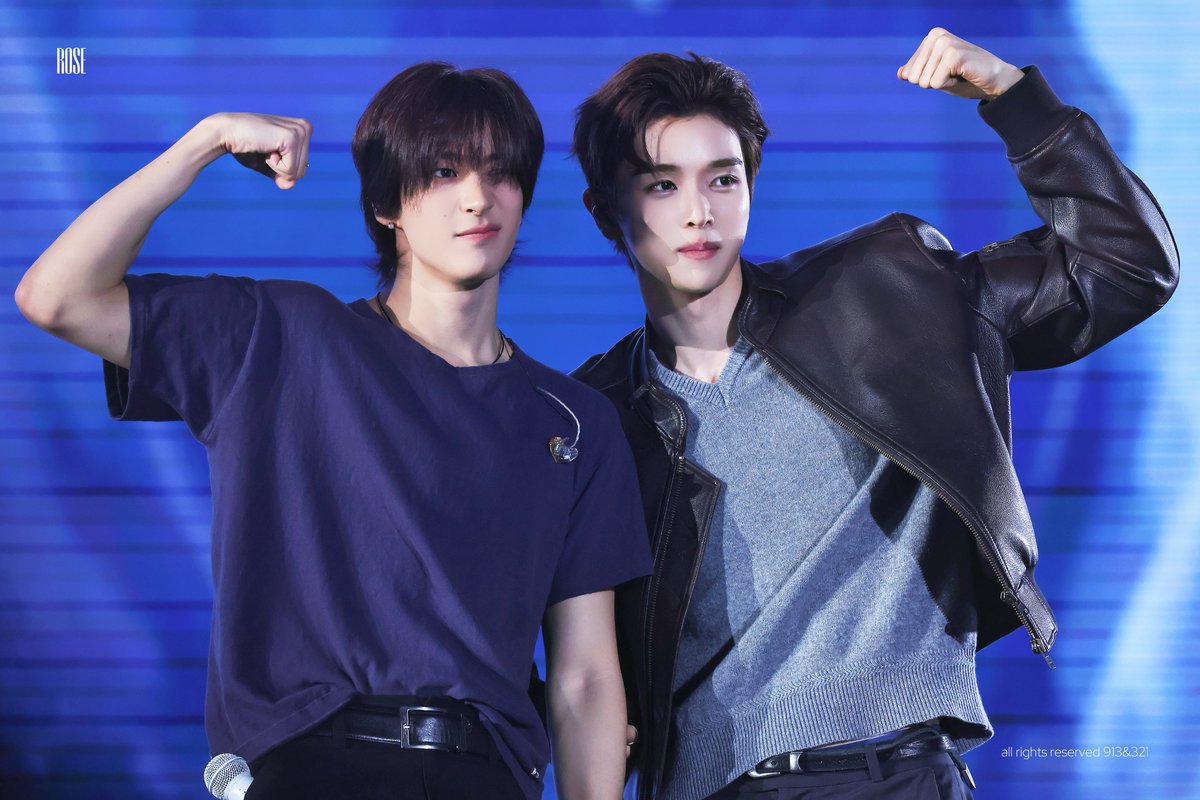 260306 soundcheck

Bigguy💪

#성찬 #안톤 
#성찬영
#SUNGCHAN #ANTON 
#RIIZE #라이즈