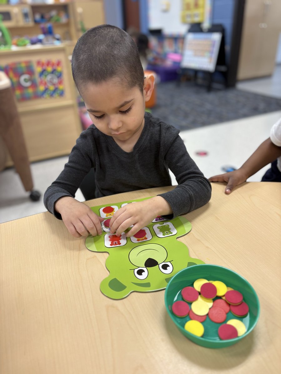 Mrs. Isom tweet media