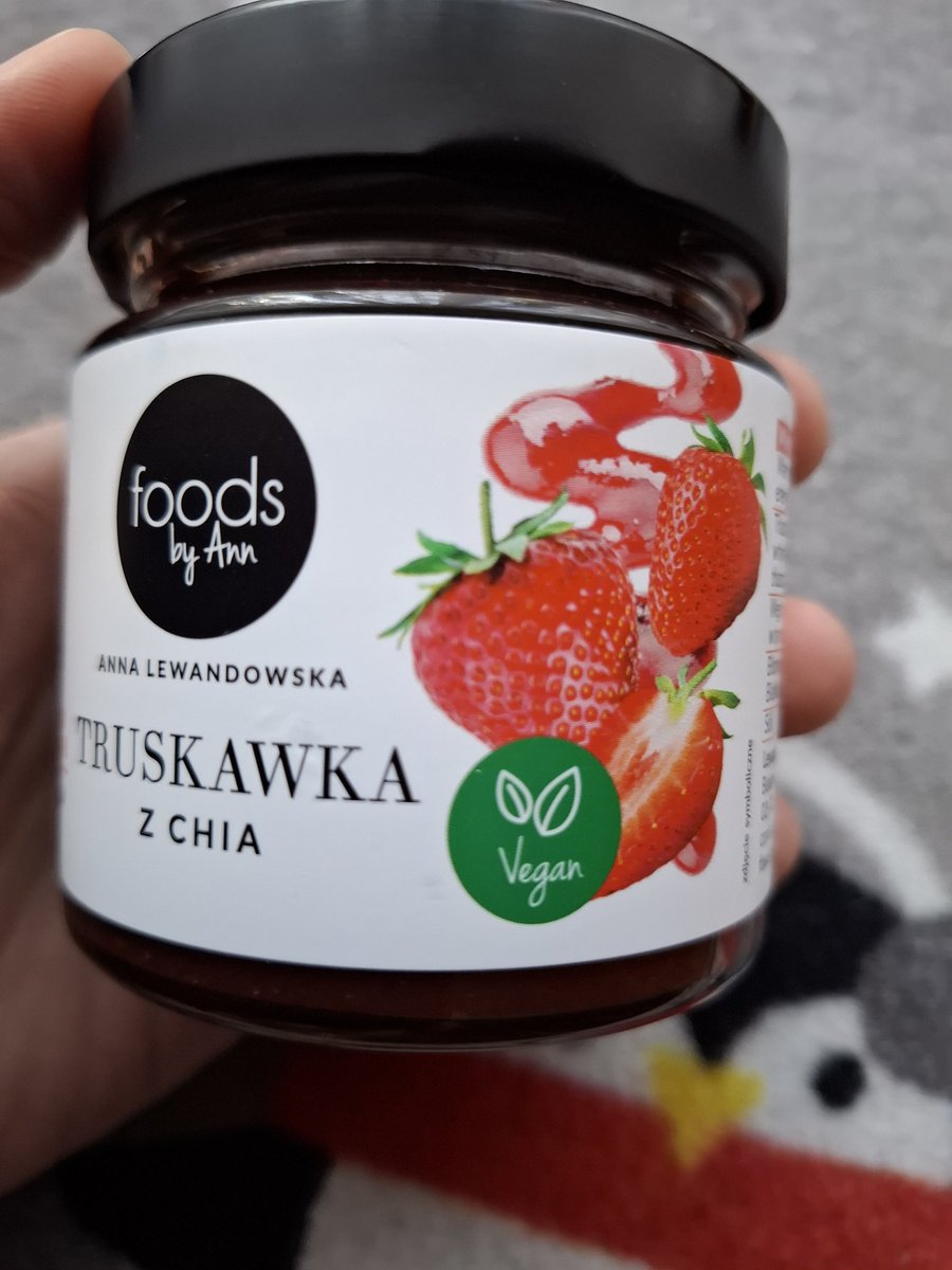 tyczynski_k's tweet image. Będzie testowane. Z wyprzedaży w #Lidl za 4,5 zł zamiast 9,01 zł. Przekonam się co warte są produkty by #AnnaLewandowska.
#Vegan