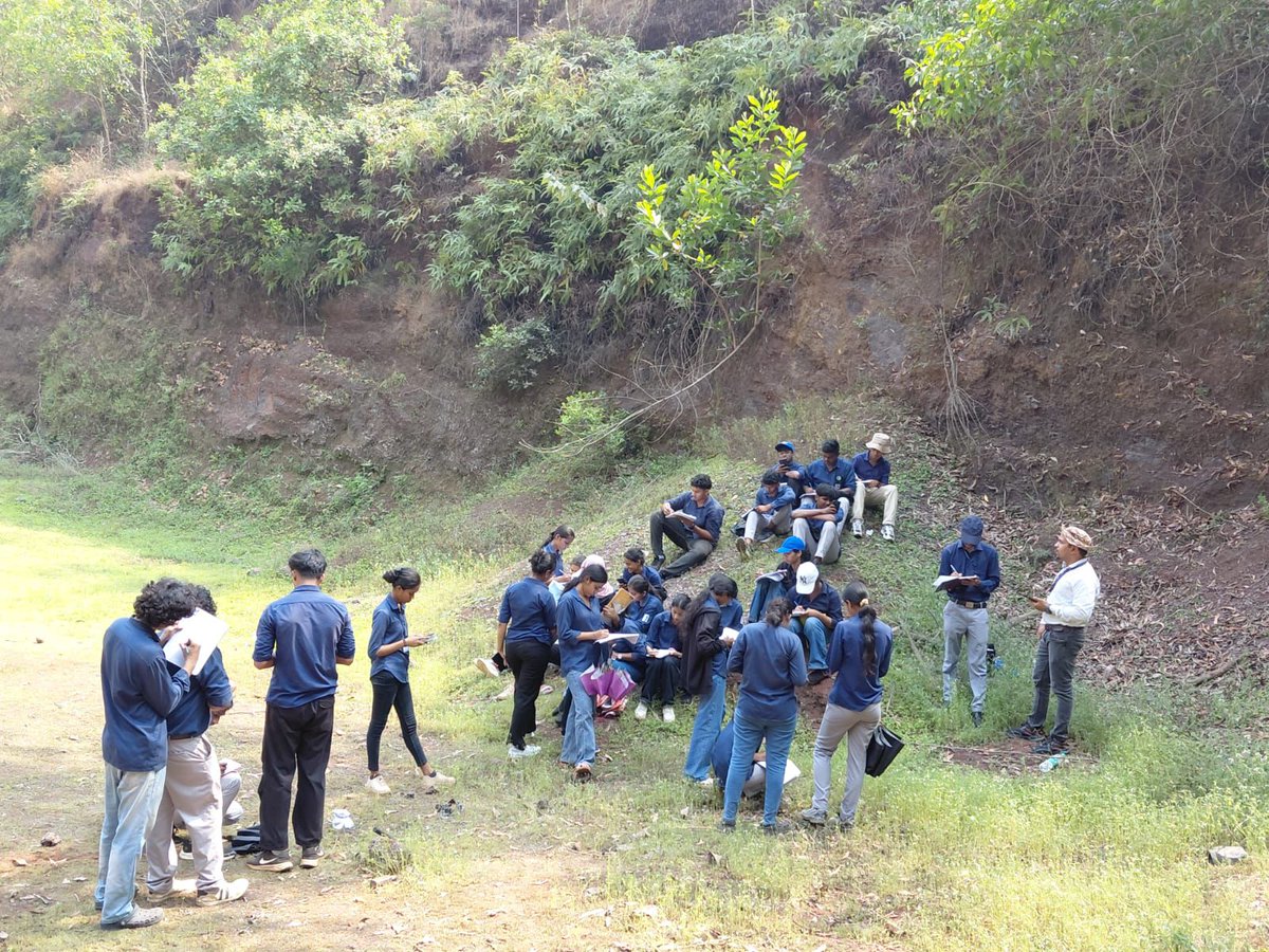 Students from the Department of Geology, visited Harvalem Caves and Waterfalls for a field study accompanied by Dr. Raghav Gadgil.