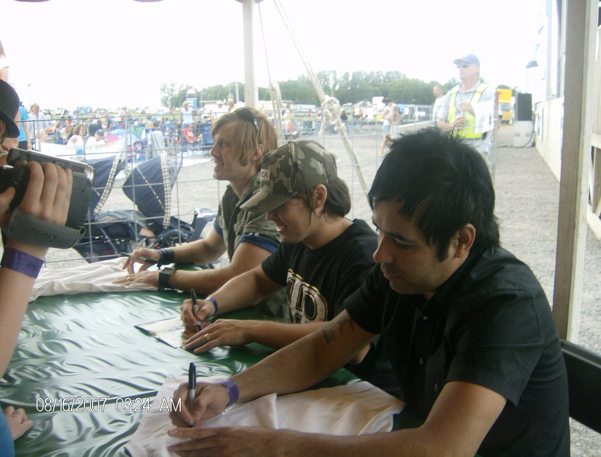 Building 429 tweet media