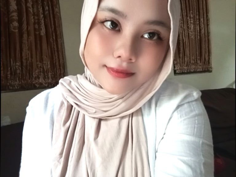 َ tweet media