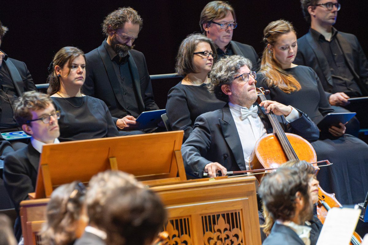 ofgrancanaria's tweet photo. 🎼 𝓛𝓪 𝓟𝓪𝓼𝓲ó𝓷 𝓼𝓮𝓰ú𝓷 𝓢𝓪𝓷 𝓙𝓾𝓪𝓷, de Johann Sebastian Bach, es una de las grandes joyas del repertorio sacro barroco. https://t.co/zjt1zgryzo