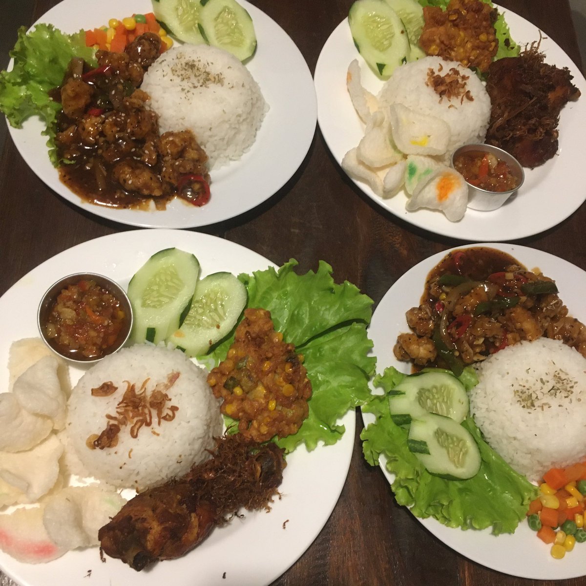 444blueish's tweet image. ❤︎ . . . #yummie