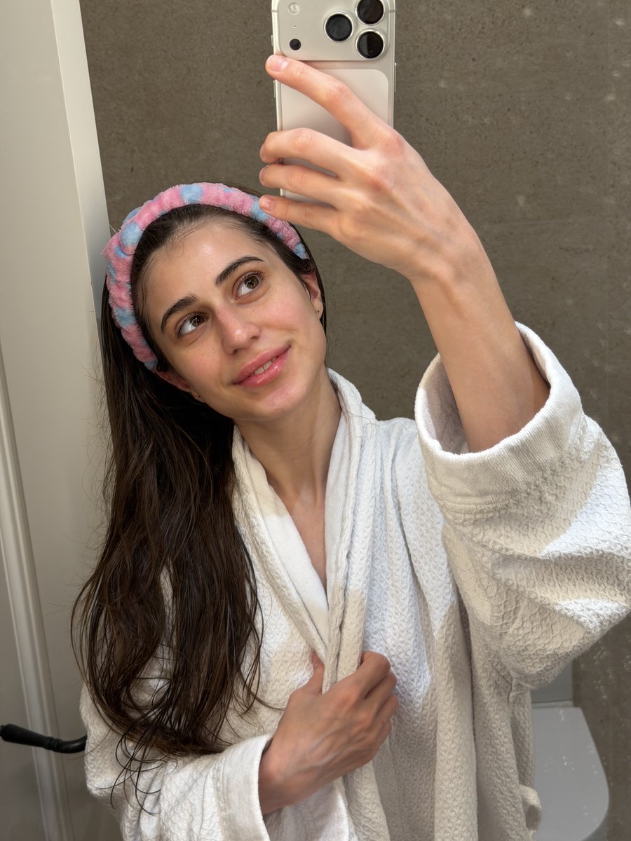 Lynn 💗 tweet media