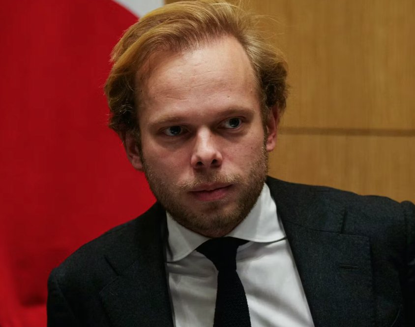 🔴 ALERTE CENSURE EN FRANCE ! 
SOUTENONS <a href="/CHAlloncle/">Charles Alloncle</a>
EN MASSE 💔 ET RT UN MAXIMUM 

✍️ Souvenons-nous des RÉVÉLATIONS CHOQUANTES de Charles Alloncle, rapporteur de la commission d'enquête sur l'audiovisuel public : 

- Contrats secrets : Il a dévoilé le montant exorbitant du deal