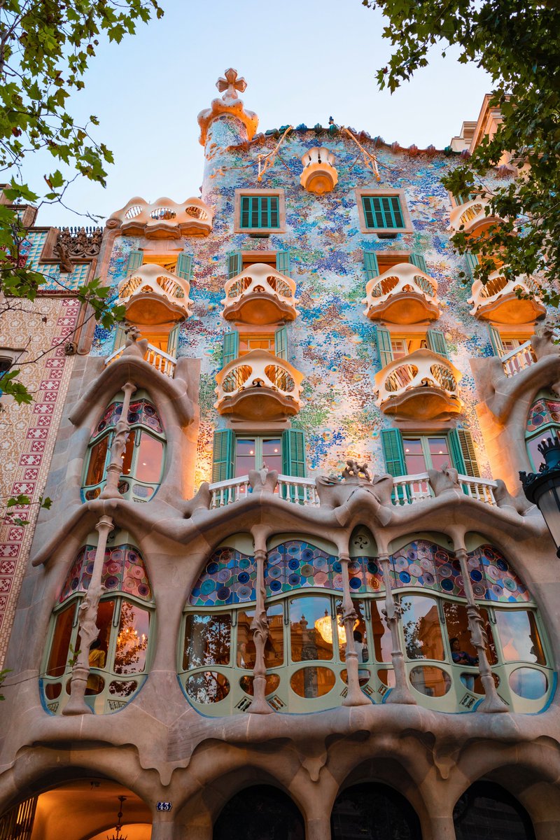 Casa Batlló, Barcelona, Catalunya 🟨🟥🟨🟥