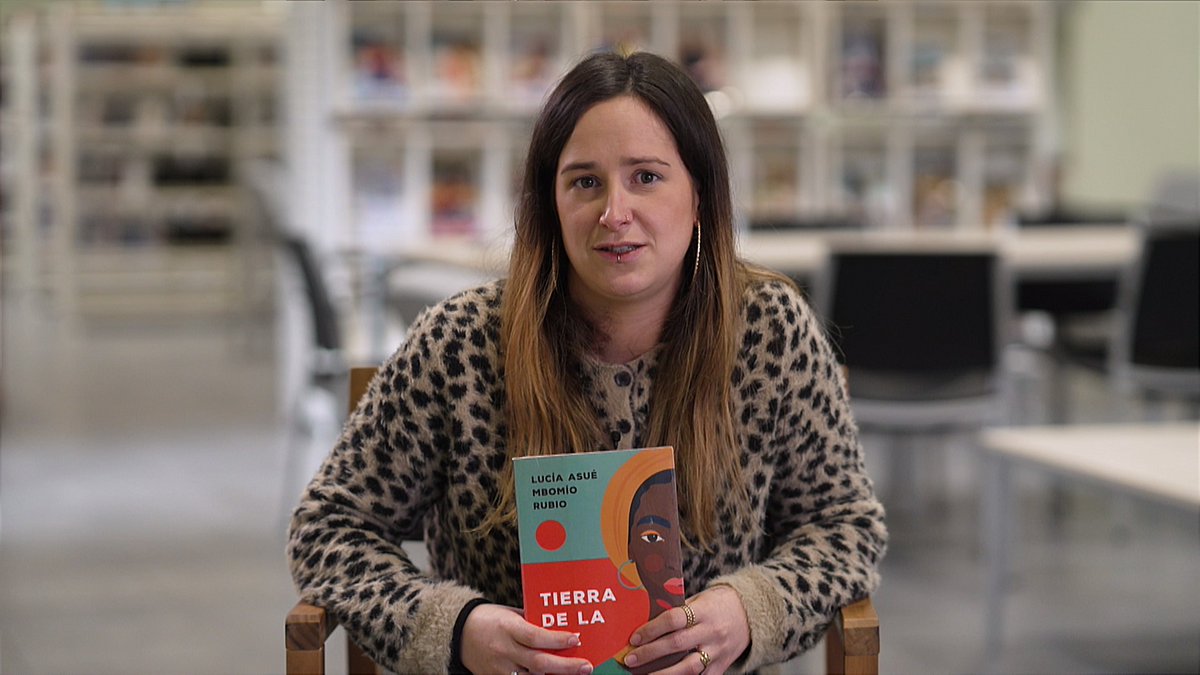 Artefaktua tweet media