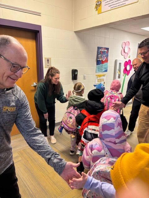 CPUSchools's tweet photo. Thank you to our School Board members for sharing their time with our students this morning for High 5 Friday! 🙌

We appreciate everything the School Board does to make CPU a great place for students, staff, and families. https://t.co/Z3hq5Vdo52