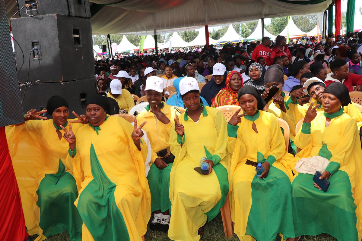 UON WEE HUB tweet media