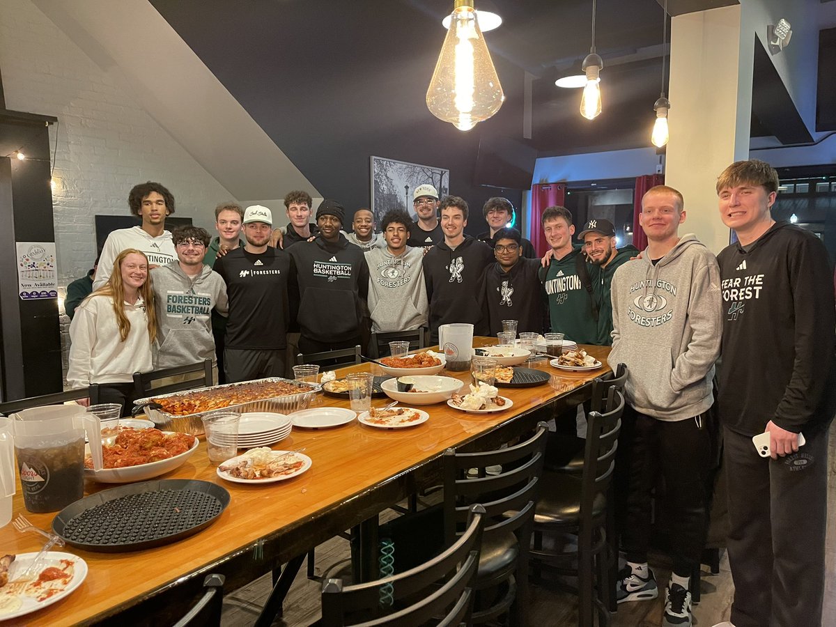 Huntington Men's Basketball tweet media