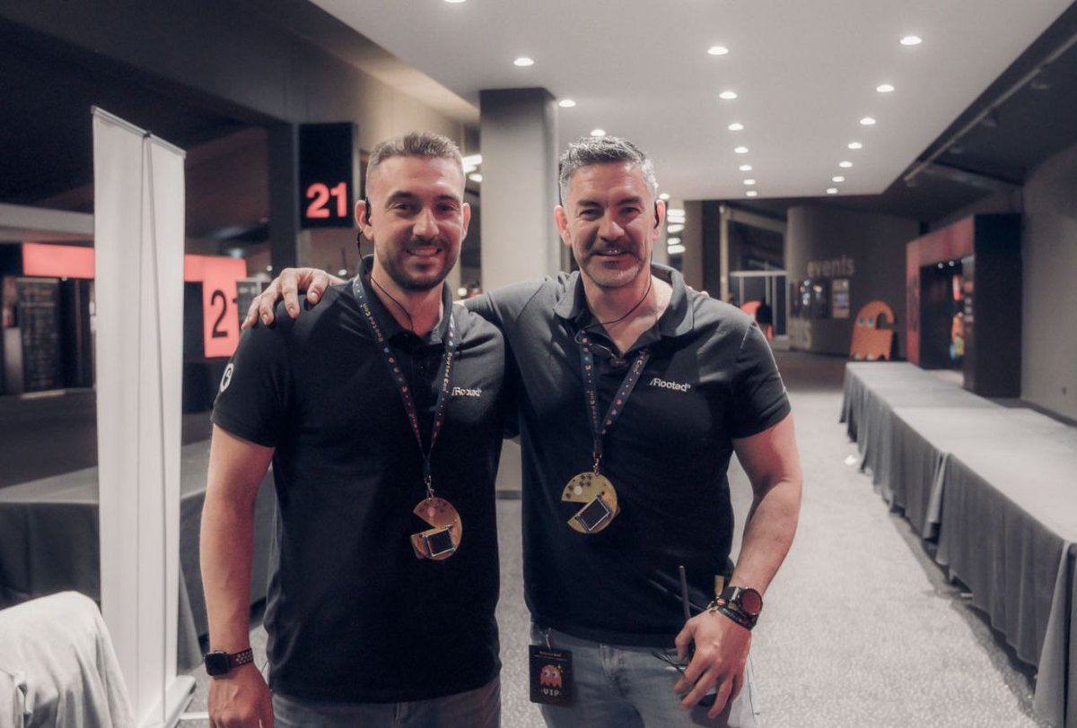 /RootedCON tweet media