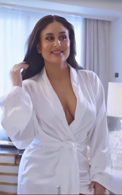 Aunty_lvr's tweet photo. 45 years old sexy figure 🥵🤤 https://t.co/7SvrTadsMd