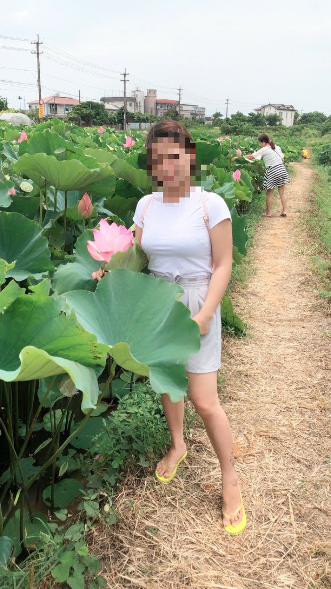 肉感人妻太太 tweet media