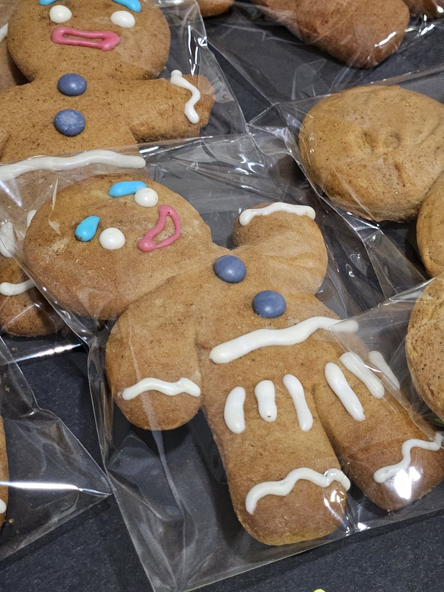 Davenant School tweet media