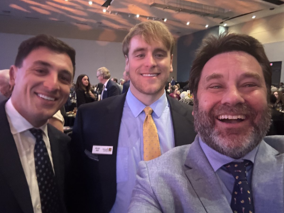 Howlraiser tweet media