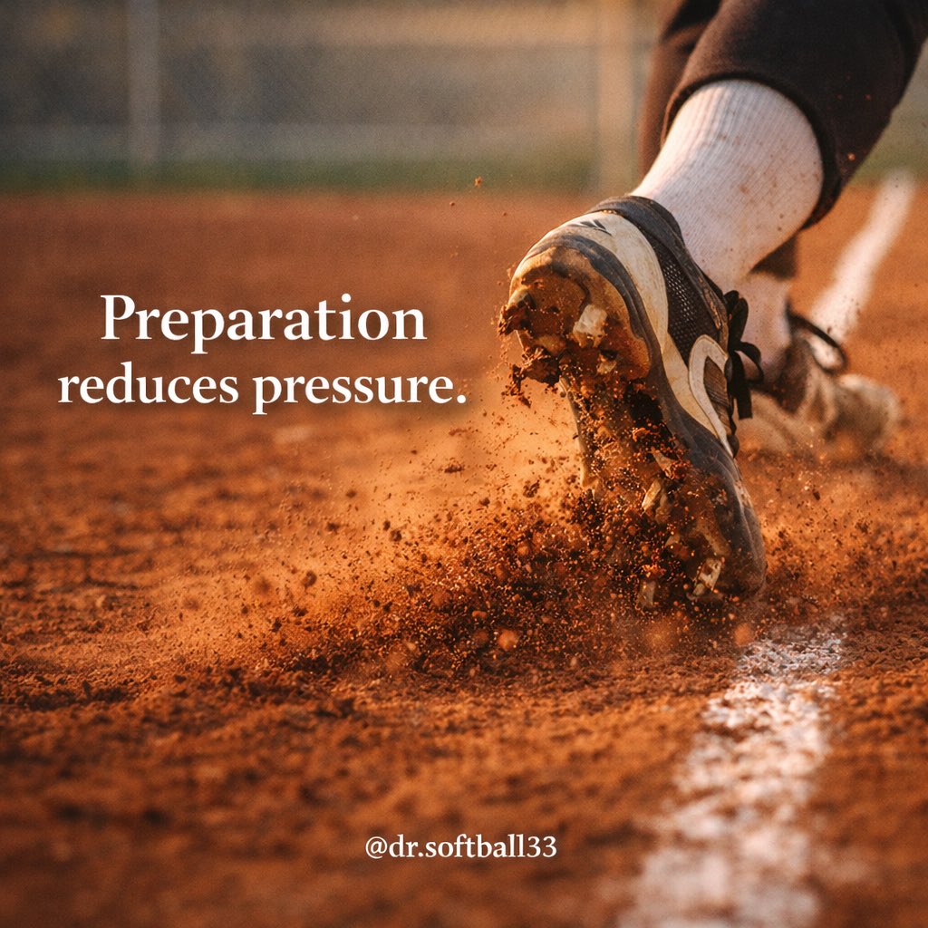 DSoftball33's tweet image. When you’ve done the work,
game day feels lighter.

Pressure shrinks
when preparation grows.

Players: stack the reps.

Parents: encourage the process, not just the results.

#SoftballMindset #PreparationWins
#AthleteDevelopment #CompeteEveryDay
#SoftballTraining