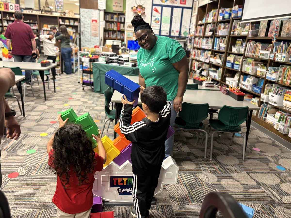 🐼  🎀  𝒯𝓇𝒶𝐿𝒾𝓈𝒽𝒶  🎀  🐼 tweet media