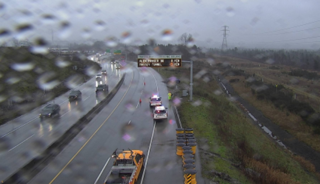 DriveBC's tweet photo. ⚠️#BCHwy17 eastbound vehicle incident east of 80th St blocking the right lane. Crews on scene, use caution. #SPFR #DeltaBC https://t.co/u6RNbA7zpO