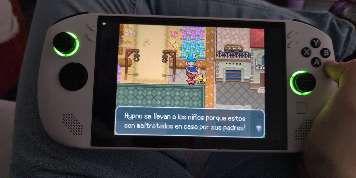 Huginn94's tweet photo. Gracias @Eric_Lostie por salvar mi infancia con este mensaje 😍😭 #PokemonZ https://t.co/igrEA3Y25E