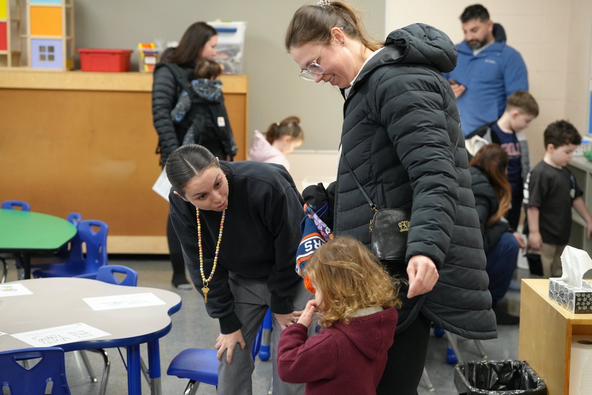 FMPSD's tweet photo. Last night’s ECDP Open Houses were a total hit!

Couldn't join us last night? No worries! We are open again today from 9:00 AM – 12:00 PM.

Come say hi, tour the space, and get your questions answered!

@annaleeskinner 
#FMPSD #YMM #RMWB https://t.co/QfZo4pd8KE