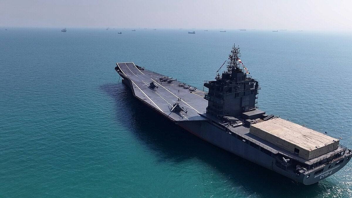 Perarin The pride of the Iranian fleet has sunk The U.S. destroyed the Shahid ...