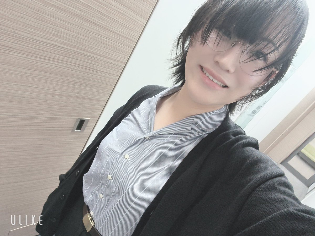 しいな tweet media