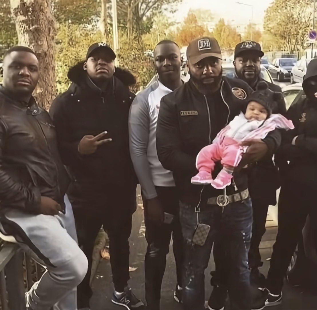 Chino60269's tweet photo. Moi quand ma femme m'aura dit de garder ma fille à la maison alors que je devais sortir avec mes shabs https://t.co/FlAcgbRDcU