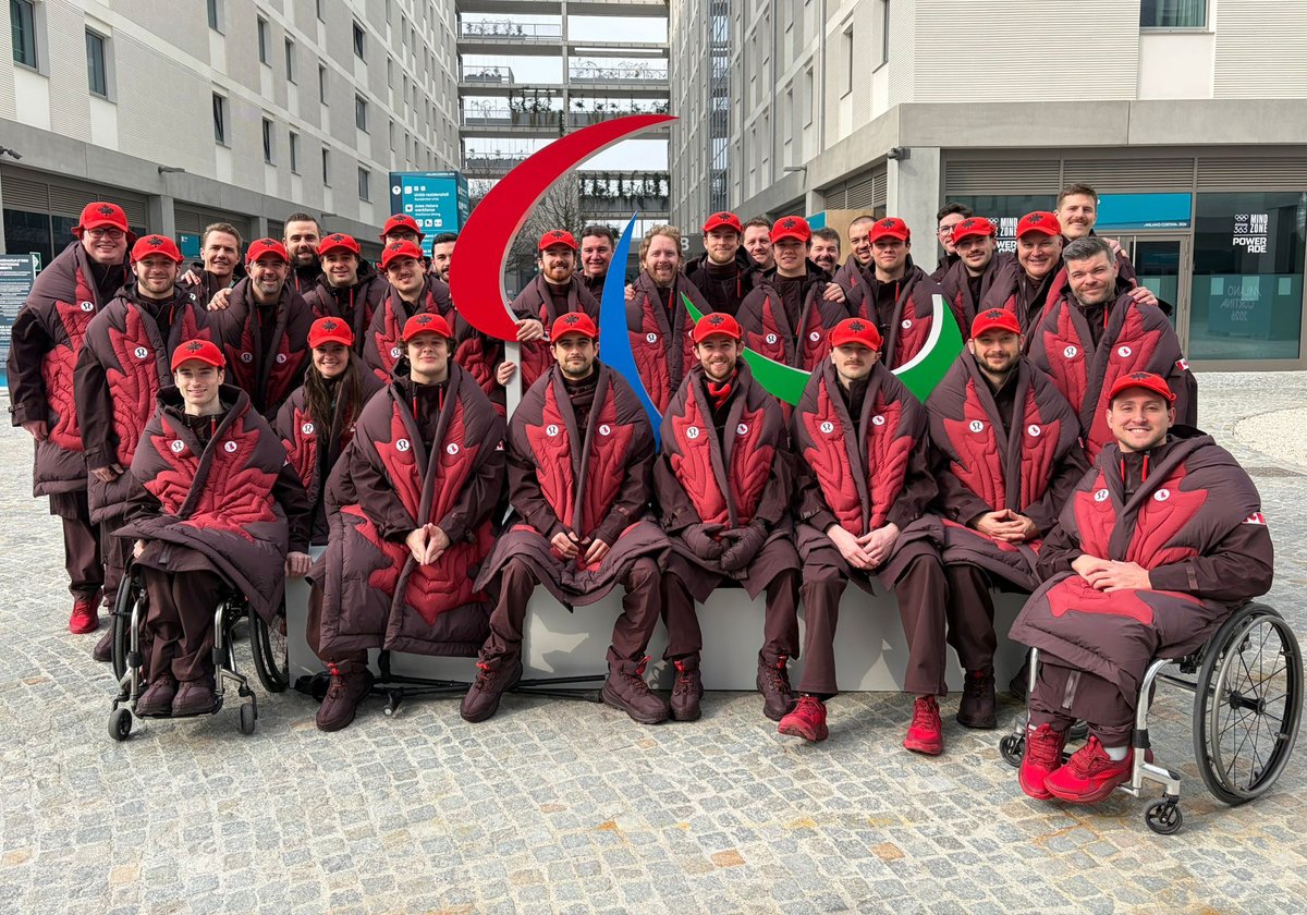 Ready for the Opening Ceremony! 🇨🇦
 
Place à la cérémonie d’ouverture! 🇨🇦
 
#MilanoCortina2026