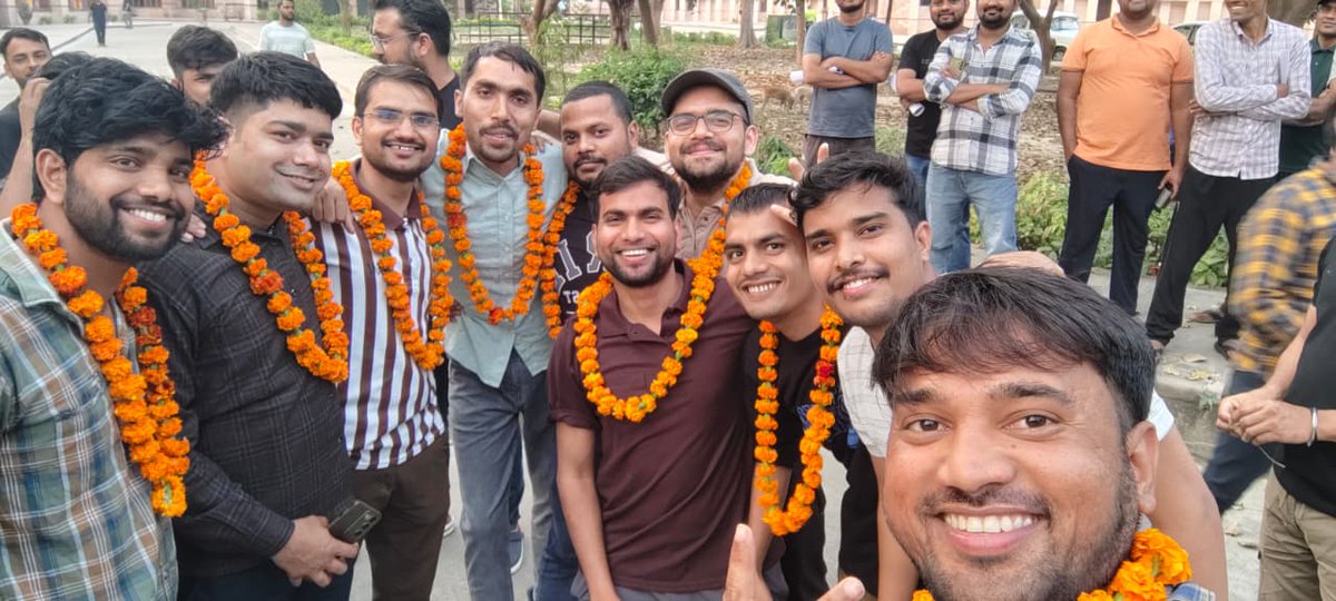 ArjunNavodaya's tweet photo. IAS Vipin Dev Yadav ... AIR 316🥳 Bhai/Mittra😎
#UPSC2026 #UPSC https://t.co/dFxnArpTXL