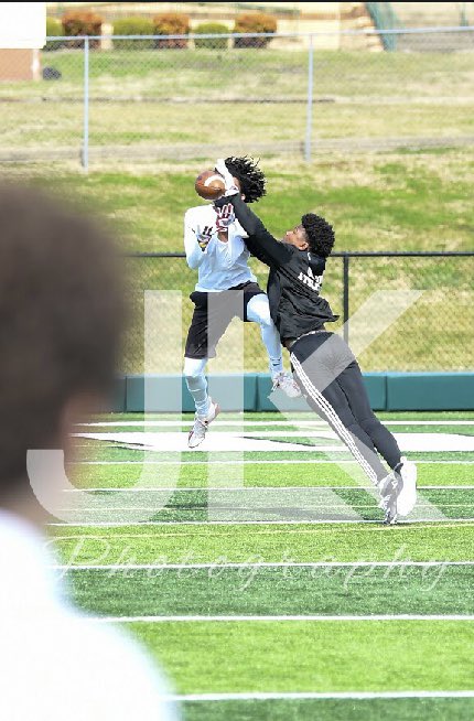 OnTopAthletics Inc📚🏈⚾️ tweet media