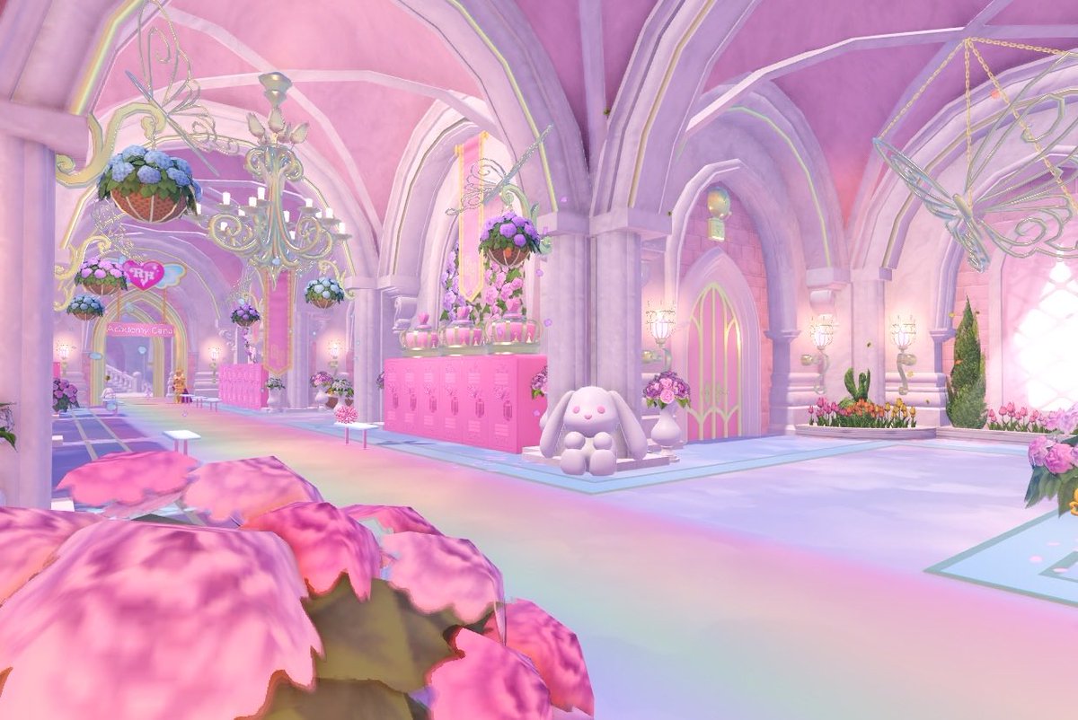 Royale High ✨ tweet media