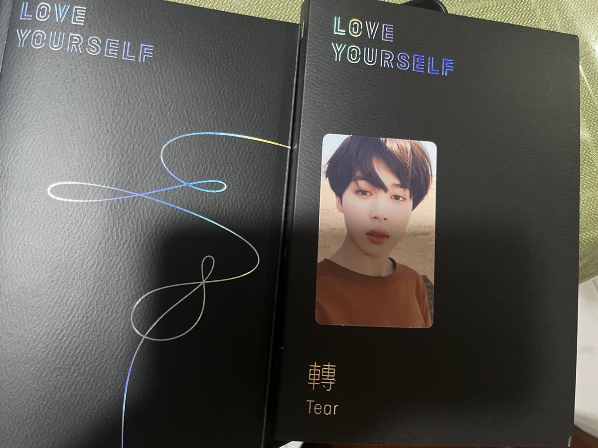 suuhn12's tweet photo. Wts LFB PH

Love Yourself Tear with Jimin PC
Never Played
Shipping: LBC or Lalamove
Payment: Gotyme, Gcash, Seabank

#BTSLiveonNetflix #BTS #JIMIN #loveyourself https://t.co/c6SEaIawrE
