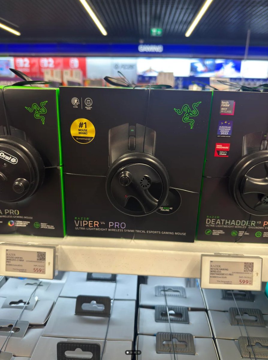 MouseCast tweet media