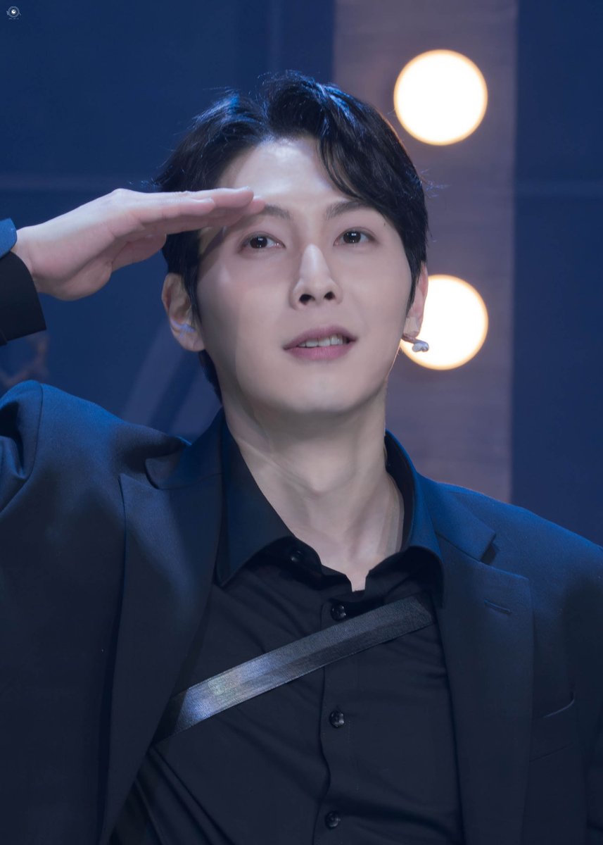 ℝ𝕒_𝕡𝕚𝕔 · 라픽 tweet media