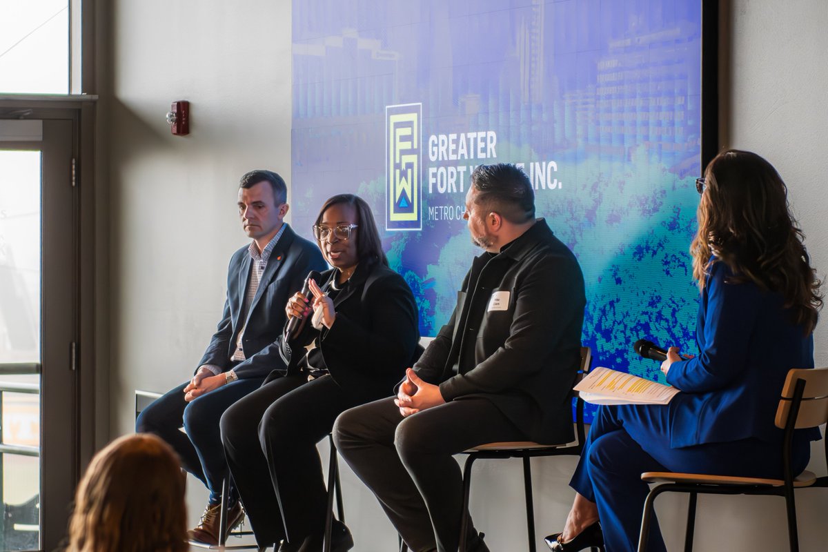 Mayor Sharon Tucker tweet media