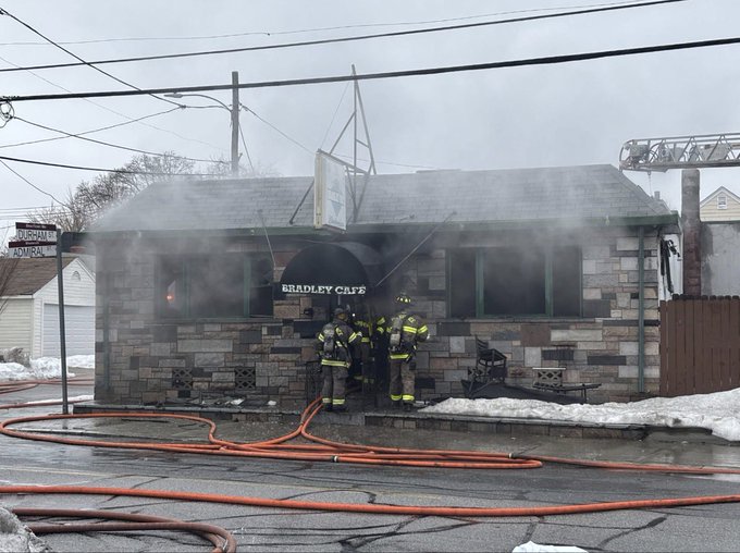 Jimmy_OConnell's tweet photo. @peterschwethelm I regret to inform you that Brad's burned today. A complete loss. 
I'll always remember our first beer😭 https://t.co/B4r6JfnMbL