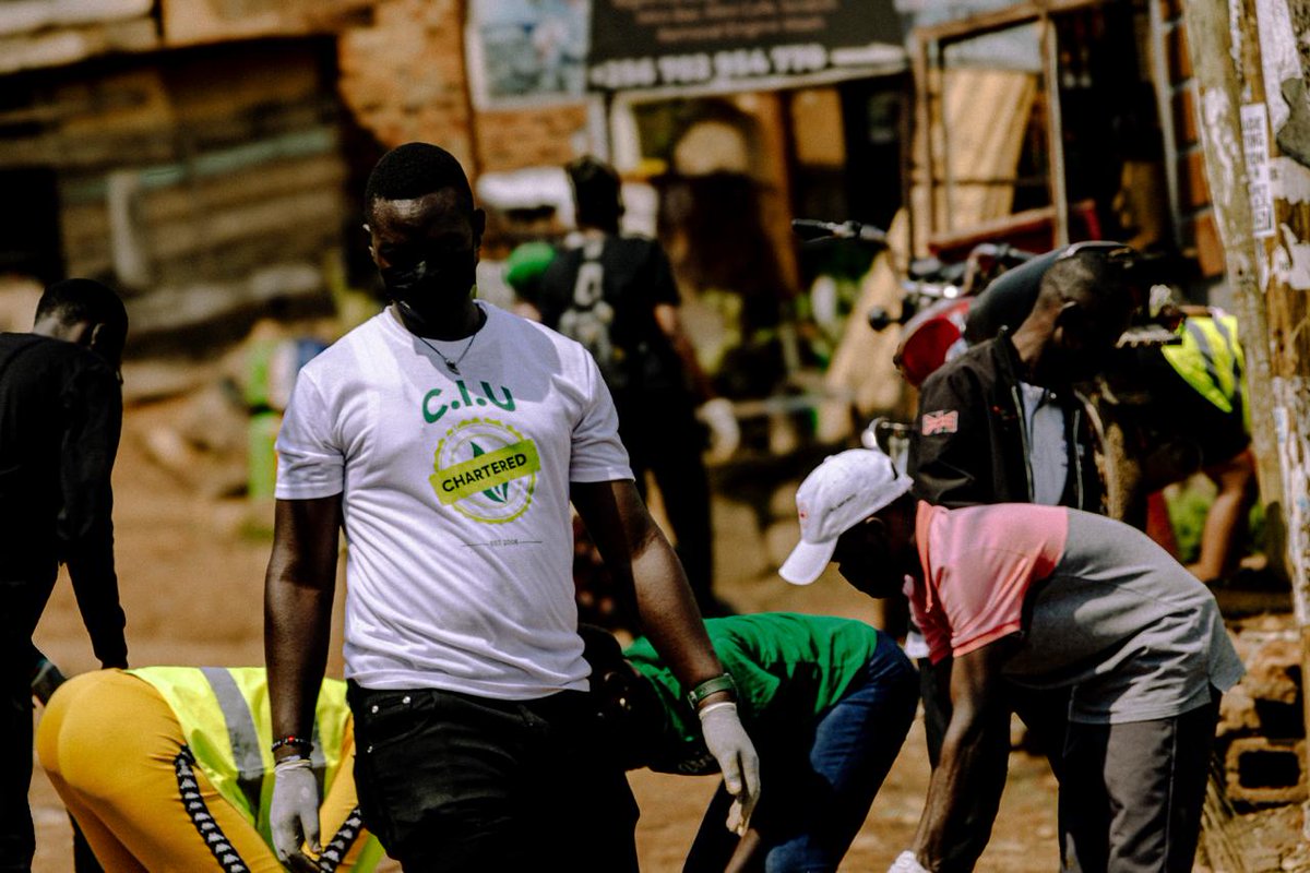 CIUuga's tweet photo. Today, the #CIUGuild Cabinet &amp; Rotaract Club cleaned Katongole Market to prep for tomorrow’s 6th Community Day.

Join us for FREE medical checks, cultural dances &amp; fun!

📍 CIU Muyenga Campus 
🕗 8:00 AM 
✨ Tomorrow, March 7th
#Lead #Innovate #Transform  #Service AboveSelf 🇺🇬 https://t.co/Z2otsYA26D